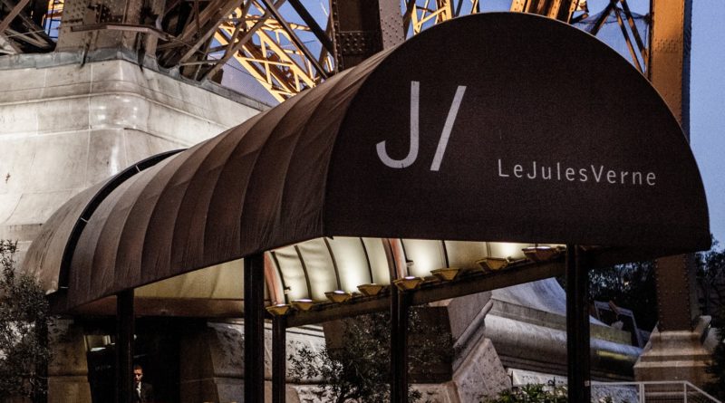 xrestaurant-cover-1-en.jpg.pagespeed.ic.d-jztItc36